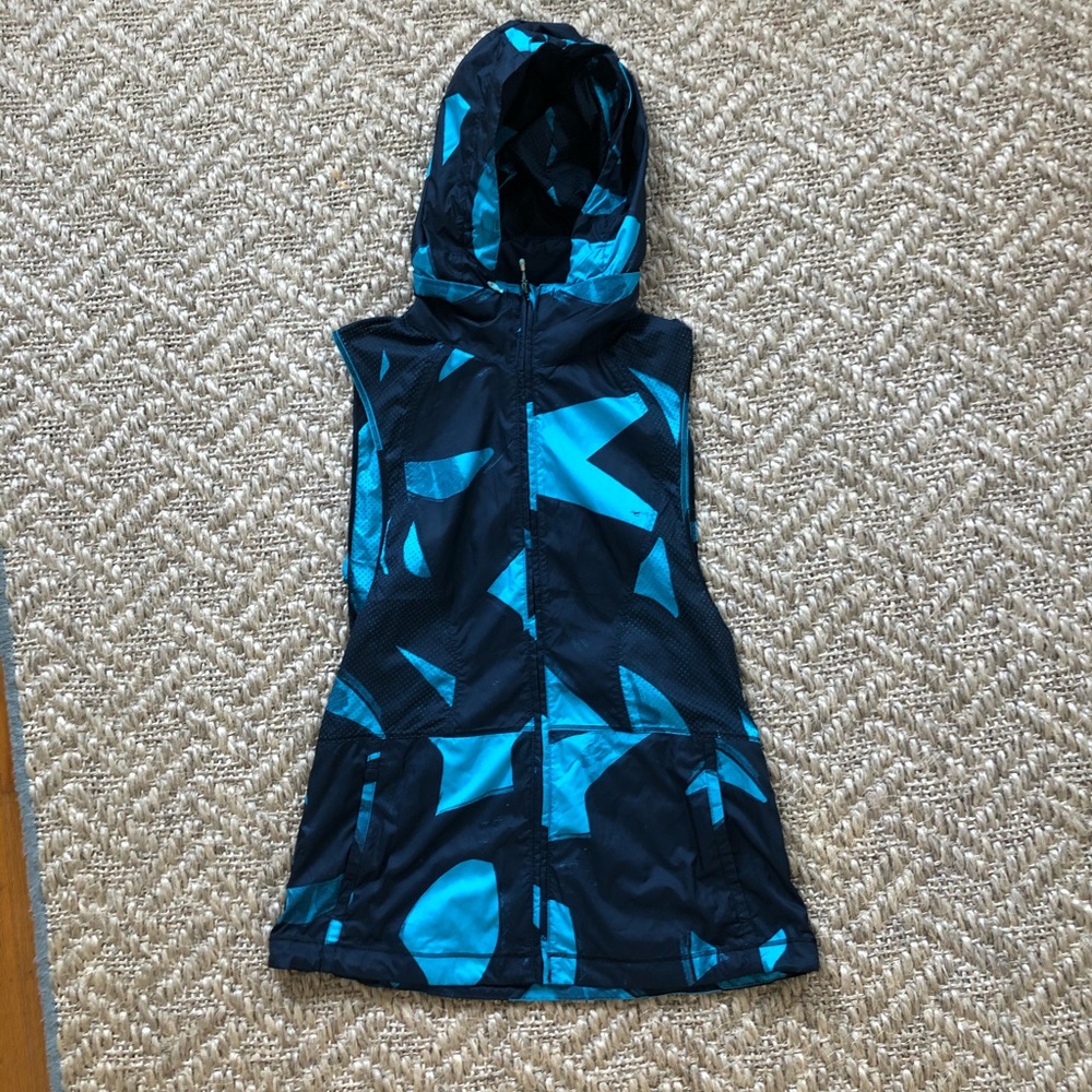 Lululemon women’s pack it vest